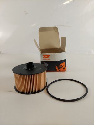 un filtre à carburant et un bouchon de réservoir pour le moteur d'une voiture