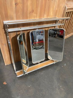 Miroir triptyque pivotant en laiton nickelé généralement uti…