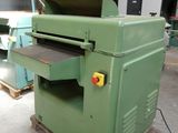 an image of a machine that is sitting in a warehouse
