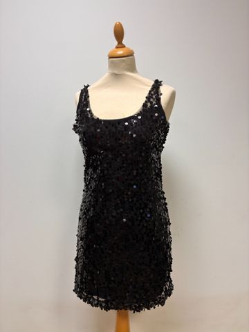 ANONYME – Lot de 3 robes de soirée en sequins et brillants. Taill...