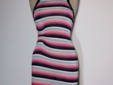 robe de femme sur un mannequin mannequin mannequin mannequin mannequin mannequin mannequin mannequin mannequin mann