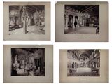 quatre photographies en noir et blanc d'une pièce avec une cheminée et un lustre
