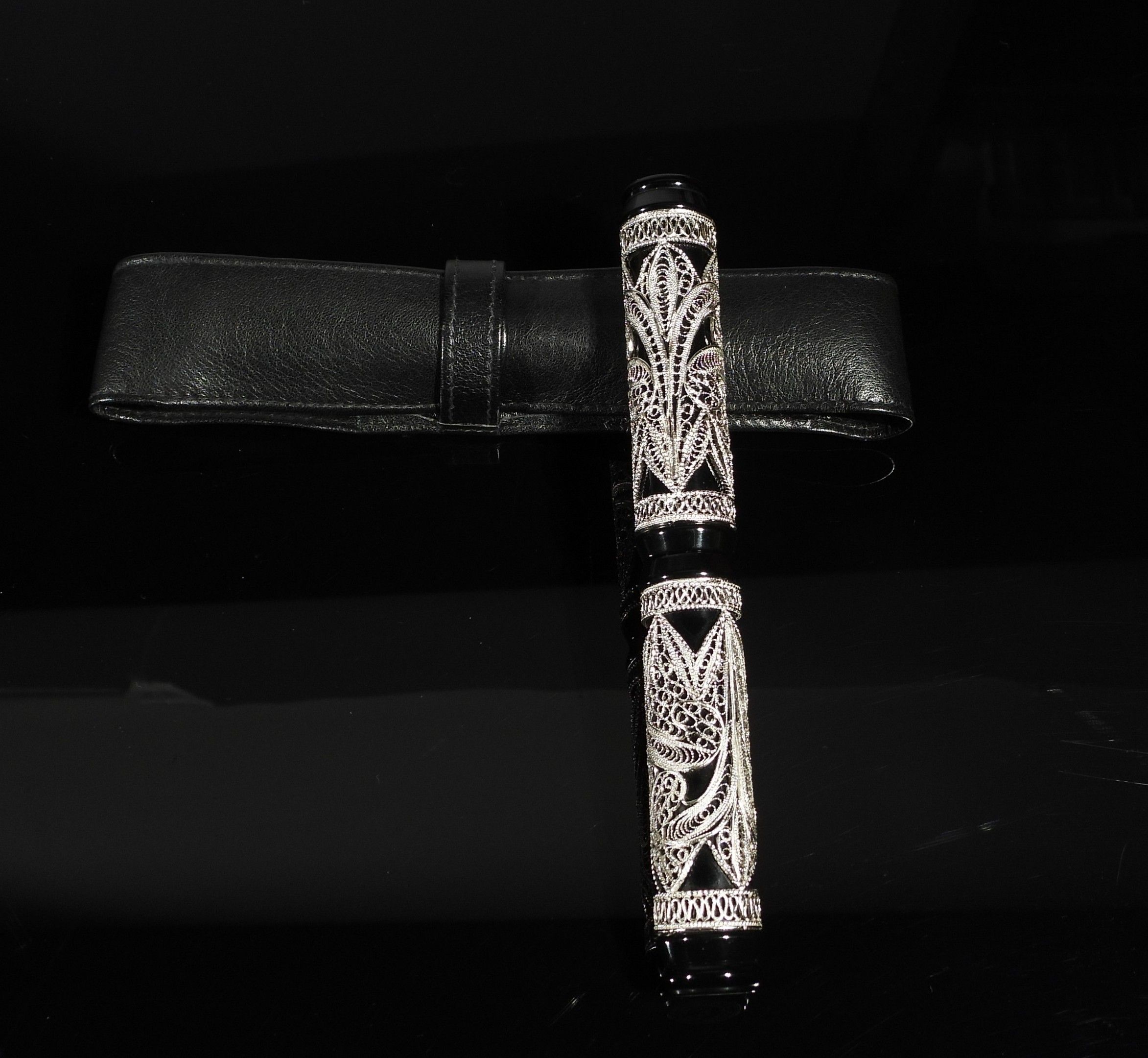 Objets d'art & Curiosités