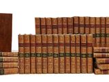 beaucoup de livres empilés les uns sur les autres