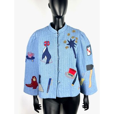 Stella NOVA. Veste droite en jean avec surpiqûres ton sur to…