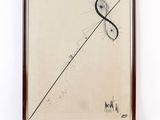 œuvre d'art encadrée représentant un dessin d'un personnage en noir et blanc sur fond blanc