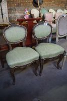 2 chaises anciennes dorées de style rococo