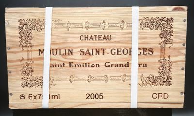 une caisse en bois contenant du vin