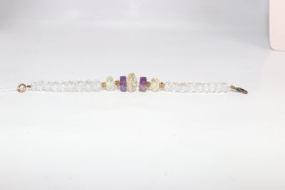 BRACELET de perles de cristal de roche, améthyste, et citrin…
