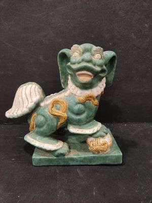 CHINE, "Chien de Fô, la patte en appui sur une boite en form… - Photo 1