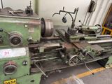 a machine that is sitting on a table in a room