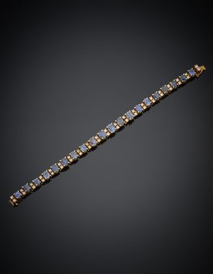 un bracelet en saphir et diamant