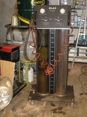 l'image d'une machine dans un garage