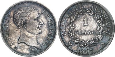 gros plan d'une pièce de monnaie sur fond blanc