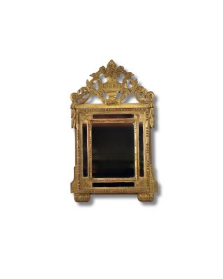 Petit miroir à pareclose Epoque Louis XVI (H.