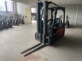 a picture of a forklift in a warehouse