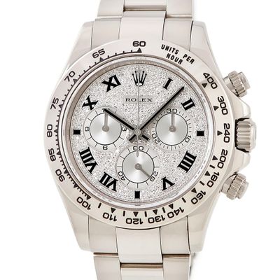 Marque : Rolex Modèle : Cosmograph Daytona — cadran pavé dia…