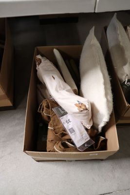 lot de linge, état neuf, pied de lit, drap, coussin