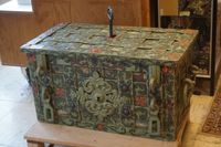 Magnifique « ARMADA CHEST » du XVIIe siècle – en fer forgé –…