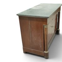 COMMODE en acajou et placage d'acajou, ouvrant à quatre tiro… (photo 4)