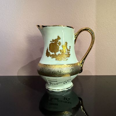 Crémier en porcelaine IMPERIA LIMOGES, Décoré à la main Plat…