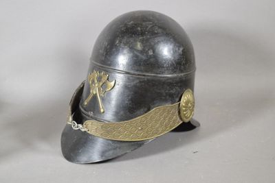 Casquette de feu de Sapeur-Pompier, plaque aux haches croisé…