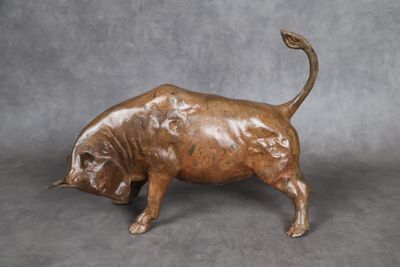 Pierre CHENET (XXème siècle) Taureau chargeant Epreuve en br… - Photo 1