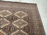 a rug that is on the floor in a room