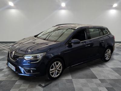 une Volkswagen Golf bleu break break break break break break break break break break break break break break break break break break break break break break break break break break break break break break break break break break break break break break break break break break break break break break