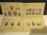 deux livres portant des timbres différents, posés sur une table