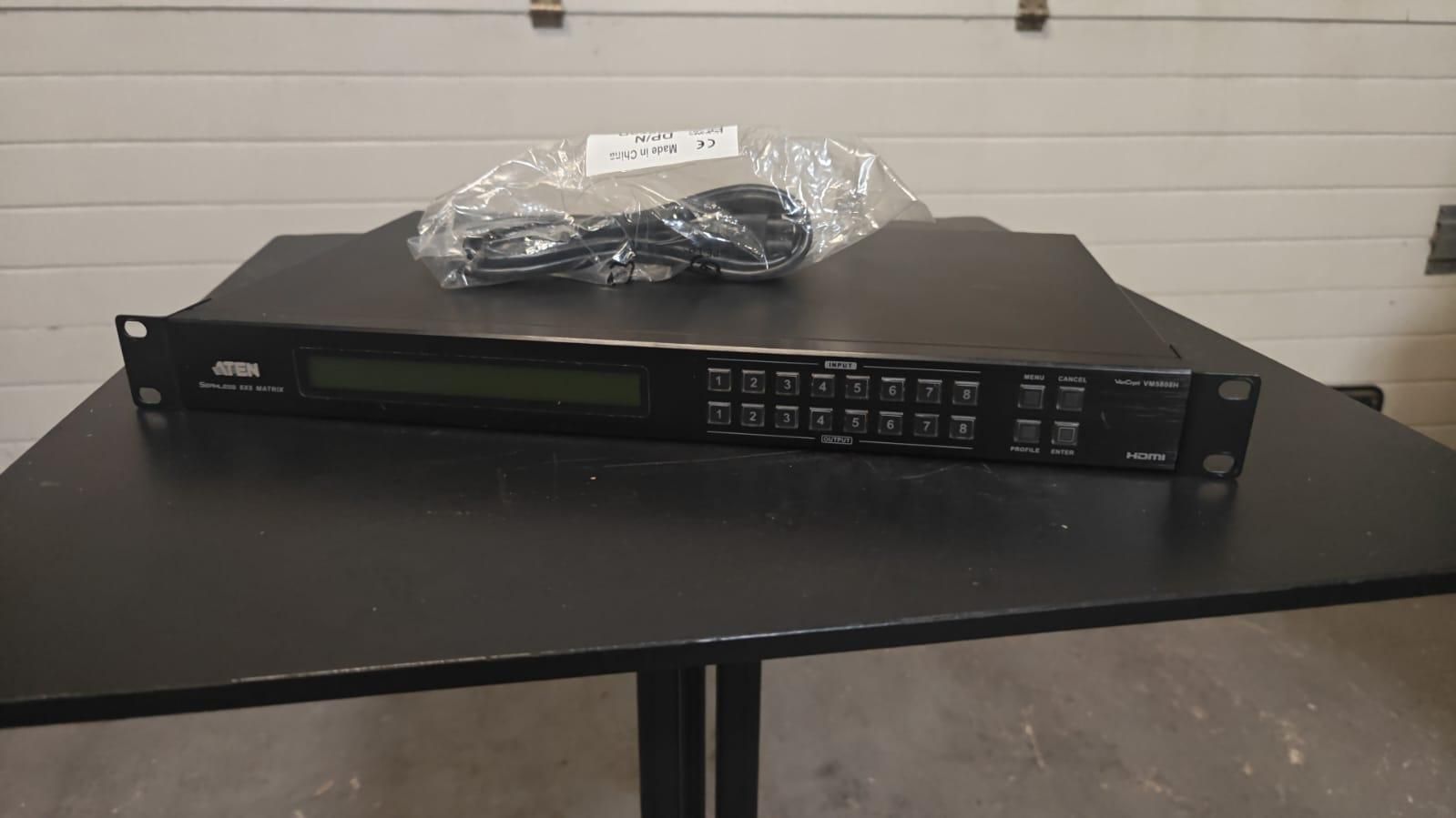 Commutateur matriciel HDMI 8x8