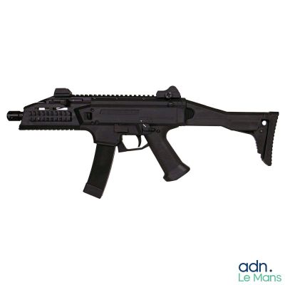 un fusil noir sur fond blanc, avec un fond blanc