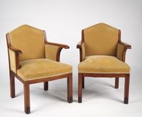Paire de bergères Art Déco en acajou et placage d'acajou, él…