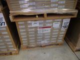 une pile de cartons posés par terre