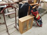 a lot of furniture that is sitting in a room