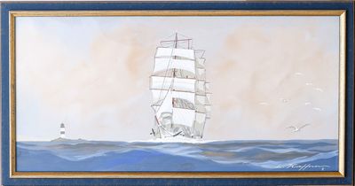une peinture à l'huile représentant un grand voilier en pleine mer, avec un phare en arrière-plan
