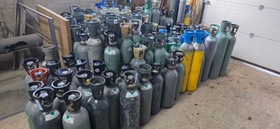 140 Bouteilles Vide DE Carbopub, Dioxyde DE Carbone