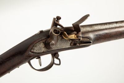 Fusil modèle 1816 à silex, platine vierge de marquages, embo… - Photo 1