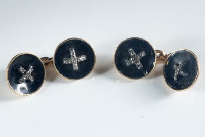 Paire de boutons manchettes ronds et concaves sur or jaune (…