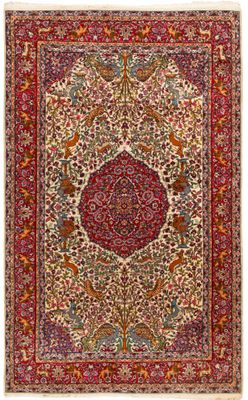 un tapis rouge et blanc orné d'un motif en médaillon