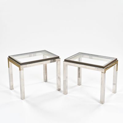paire de tables d'appoint en chrome et verre, avec plateau en verre
