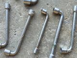 a lot of pipes that are laying out on the ground