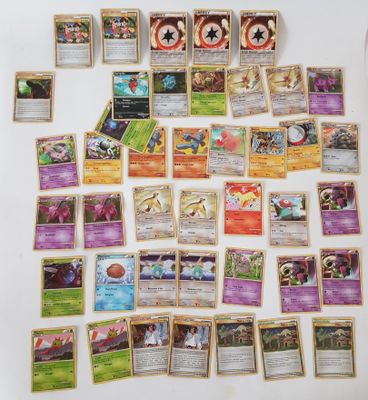 HS Indomptable - lot de 42 cartes Communes pokémon - near mi…