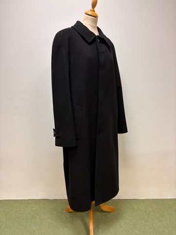 Grand manteau en laine et cachemire noir. Taille 50