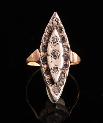 Bague marquise en or et argent, sertie de pierres taillées en rose de  - Photo 1