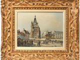 une vieille peinture représentant une rue de la ville avec une tour horloge en arrière-plan