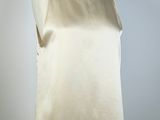 a woman ' s top on a mannequin mannequin mannequin mannequin mannequin mannequin mannequin mannequin mann