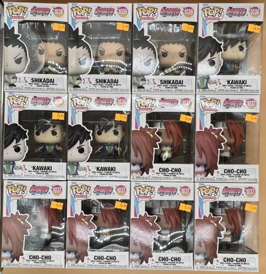 de nombreux modèles différents de figurines Pop Vinyl exposés