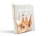 la couverture du livre « Merveneales Darn », sur laquelle figure une couronne dorée sur fond blanc