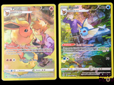 Deux cartes Pokémon sont représentées côte à côte sur un fond noir.